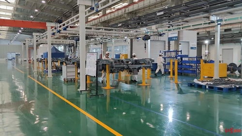 城軌列車安全如何保障 這家智慧工廠平均每6天就有一列車維修合格下線